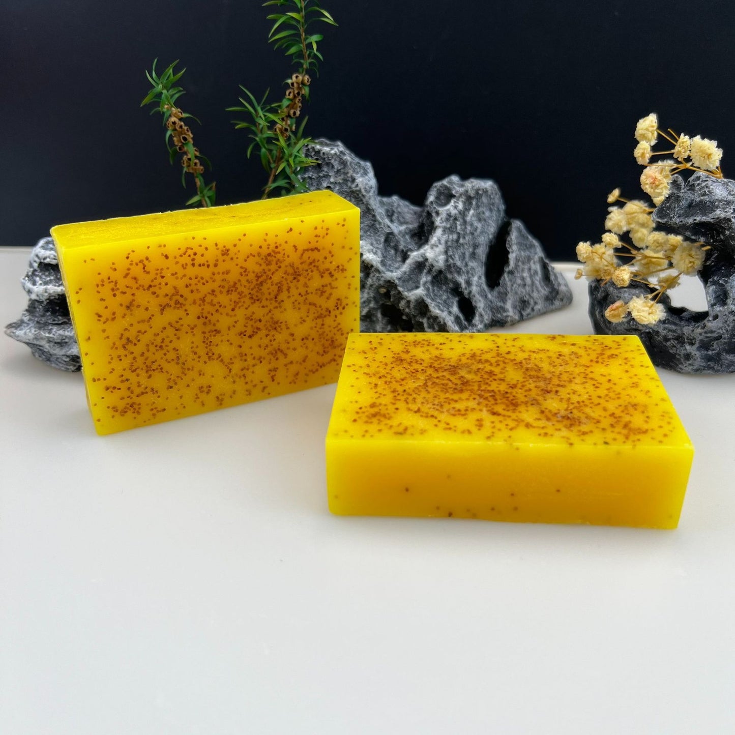 3 in 1 [Turmeric + Lemon + Kojic Acid] Handmade Soap